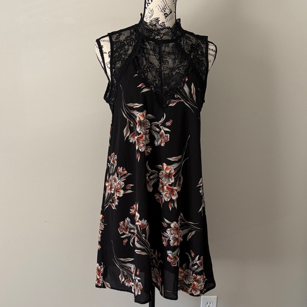 Mittoshop Black Lace Dress
